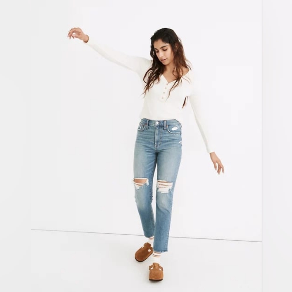 Madewell the perfect vintage blue was distressed jeans size 25
